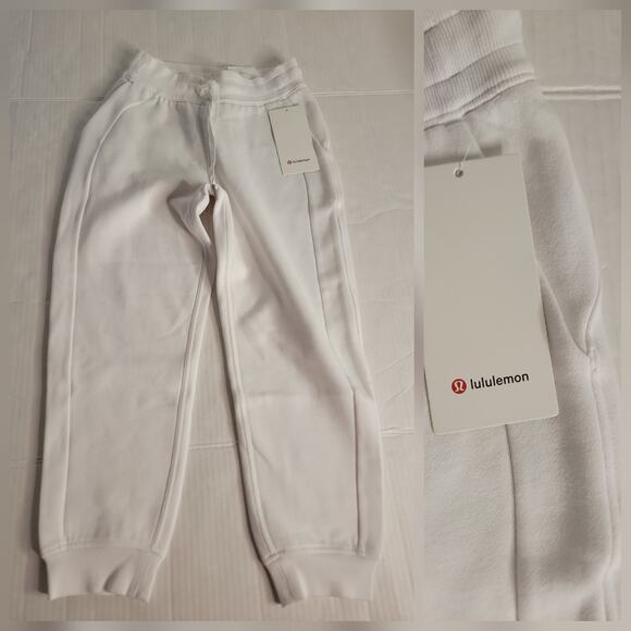 Lululemon Scuba Jogger Cropped Pants Sz 4 High Rise Pockets Athletic White NEW - Picture 1 of 10